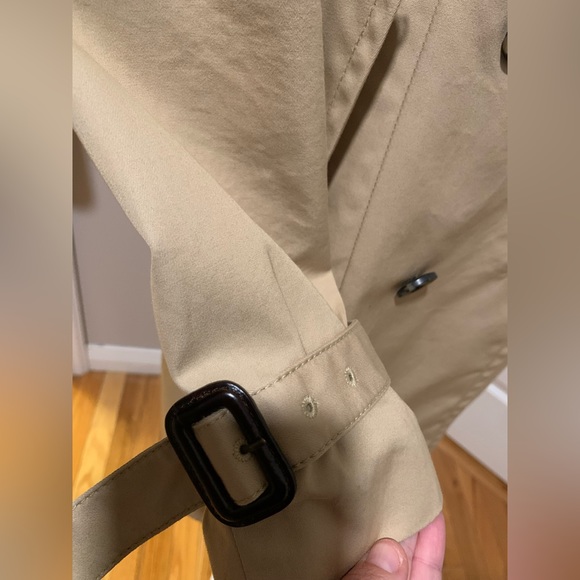 Trench Coat - Picture 5 of 6